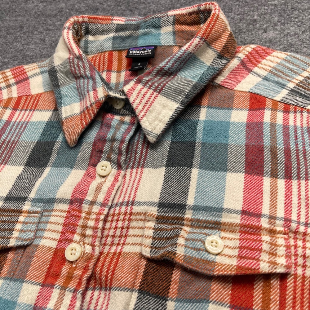Patagonia Fjord Flannel Organic Cotton Plaid Button Up Shirt Womens 6 53915 - Picture 2 of 7
